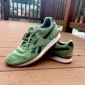 Reebok classic sneaker size 11